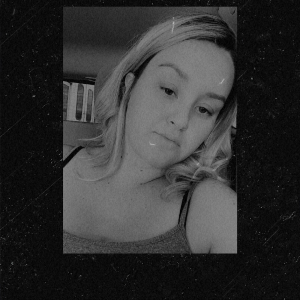 Meet your Posher, Sierra